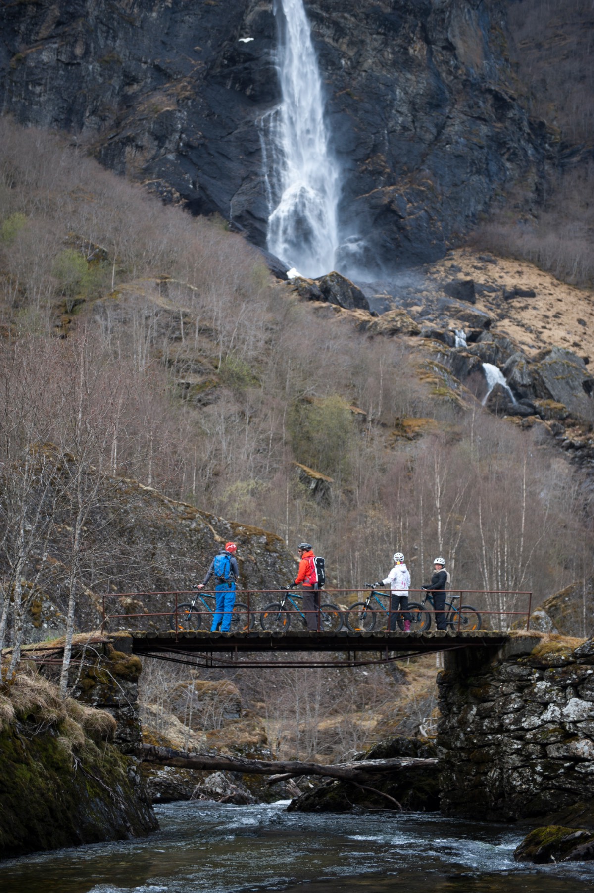 Noorwegen_Langs watervallen op de fiets 1